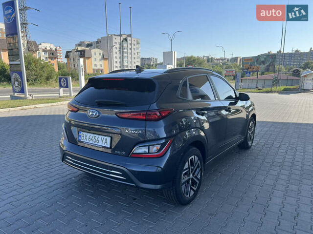 Сірий Хендай Kona, об'ємом двигуна 0 л та пробігом 45 тис. км за 16800 $, фото 7 на Automoto.ua