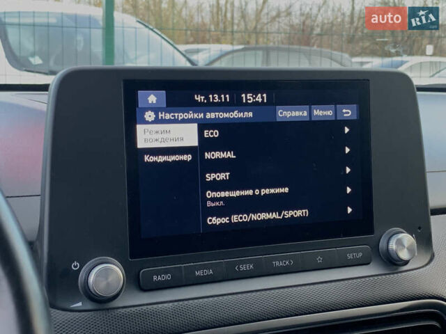 Серый Хендай Kona, объемом двигателя 0 л и пробегом 35 тыс. км за 17999 $, фото 61 на Automoto.ua