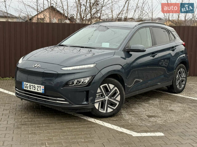 Сірий Хендай Kona, об'ємом двигуна 0 л та пробігом 32 тис. км за 18400 $, фото 5 на Automoto.ua