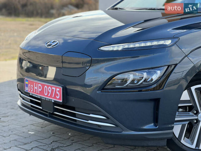 Серый Хендай Kona, объемом двигателя 0 л и пробегом 60 тыс. км за 19700 $, фото 9 на Automoto.ua