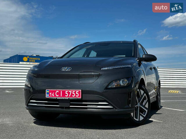 Сірий Хендай Kona, об'ємом двигуна 0 л та пробігом 38 тис. км за 17888 $, фото 1 на Automoto.ua