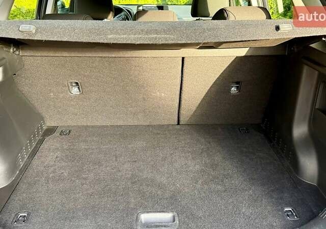 Серый Хендай Kona, объемом двигателя 0 л и пробегом 97 тыс. км за 18700 $, фото 12 на Automoto.ua