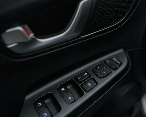 Сірий Хендай Kona, об'ємом двигуна 0 л та пробігом 57 тис. км за 17700 $, фото 22 на Automoto.ua