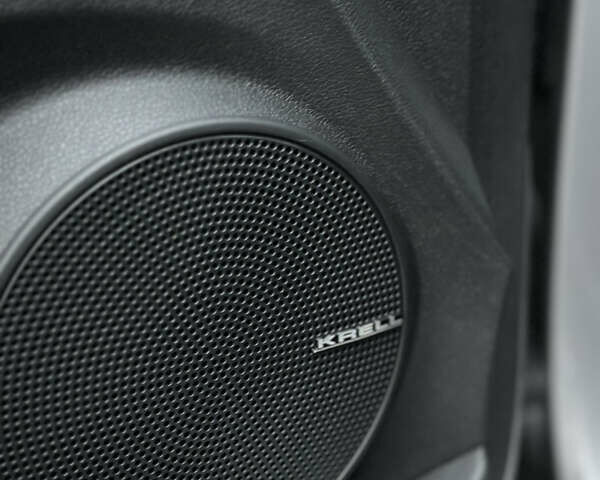 Сірий Хендай Kona, об'ємом двигуна 0 л та пробігом 57 тис. км за 17900 $, фото 14 на Automoto.ua