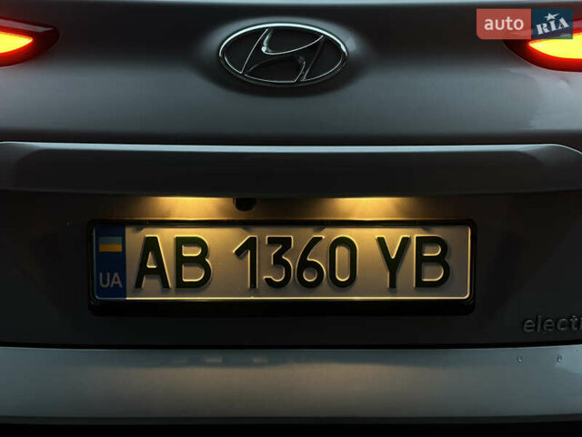Сірий Хендай Kona, об'ємом двигуна 0 л та пробігом 57 тис. км за 17700 $, фото 15 на Automoto.ua