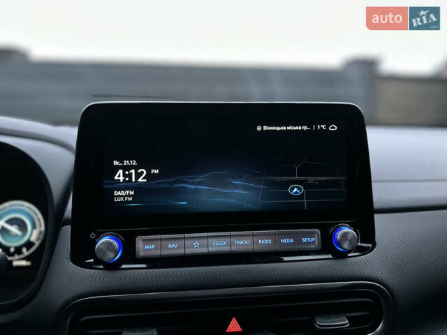 Сірий Хендай Kona, об'ємом двигуна 0 л та пробігом 57 тис. км за 17700 $, фото 27 на Automoto.ua