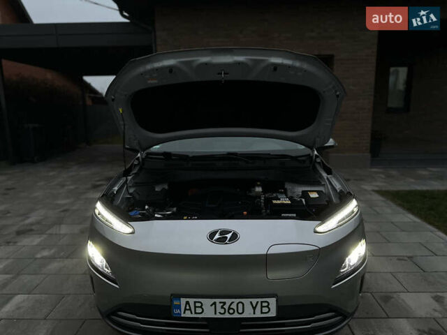 Сірий Хендай Kona, об'ємом двигуна 0 л та пробігом 57 тис. км за 17700 $, фото 40 на Automoto.ua