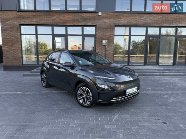Серый Хендай Kona, объемом двигателя 0 л и пробегом 43 тыс. км за 17500 $, фото 1 на Automoto.ua
