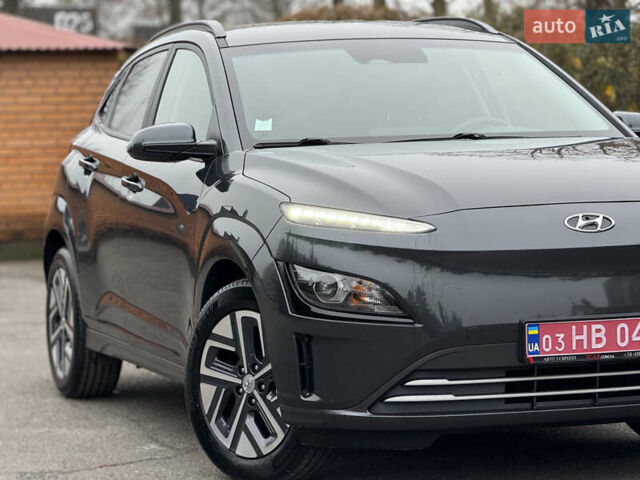 Сірий Хендай Kona, об'ємом двигуна 0 л та пробігом 59 тис. км за 16900 $, фото 6 на Automoto.ua