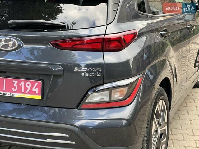 Сірий Хендай Kona, об'ємом двигуна 0 л та пробігом 93 тис. км за 16450 $, фото 6 на Automoto.ua
