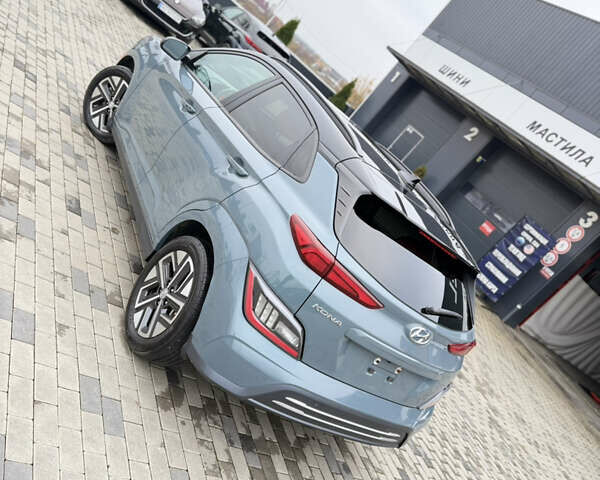 Сірий Хендай Kona, об'ємом двигуна 0 л та пробігом 91 тис. км за 18999 $, фото 2 на Automoto.ua
