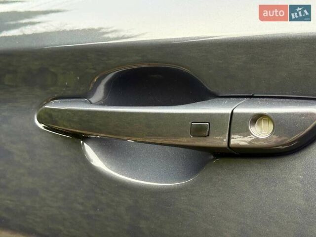Серый Хендай Kona, объемом двигателя 0 л и пробегом 24 тыс. км за 16800 $, фото 12 на Automoto.ua
