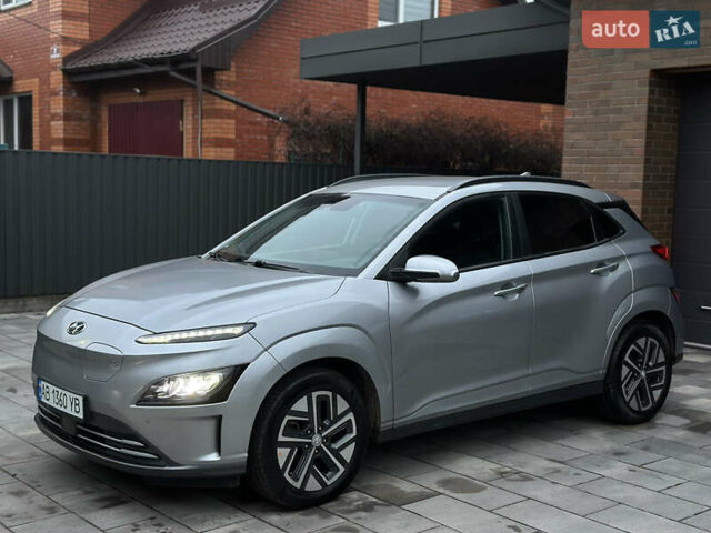 Сірий Хендай Kona, об'ємом двигуна 0 л та пробігом 57 тис. км за 17700 $, фото 2 на Automoto.ua