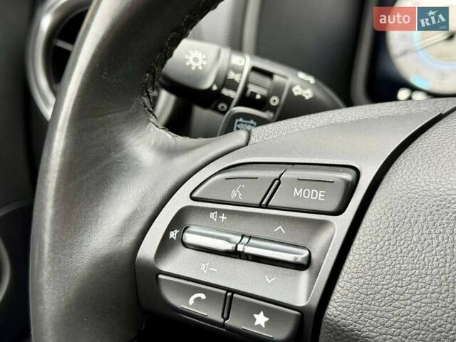 Серый Хендай Kona, объемом двигателя 0 л и пробегом 24 тыс. км за 16800 $, фото 27 на Automoto.ua