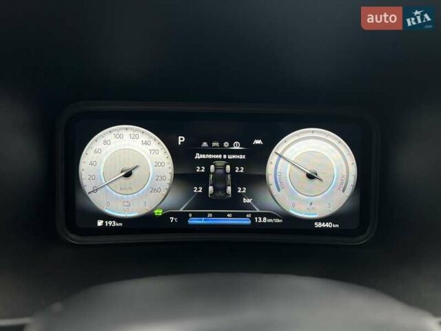 Серый Хендай Kona, объемом двигателя 0 л и пробегом 58 тыс. км за 16950 $, фото 18 на Automoto.ua