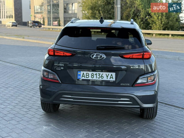 Серый Хендай Kona, объемом двигателя 0 л и пробегом 43 тыс. км за 16900 $, фото 12 на Automoto.ua