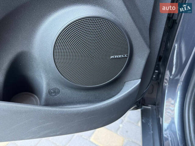 Серый Хендай Kona, объемом двигателя 0 л и пробегом 79 тыс. км за 18400 $, фото 17 на Automoto.ua