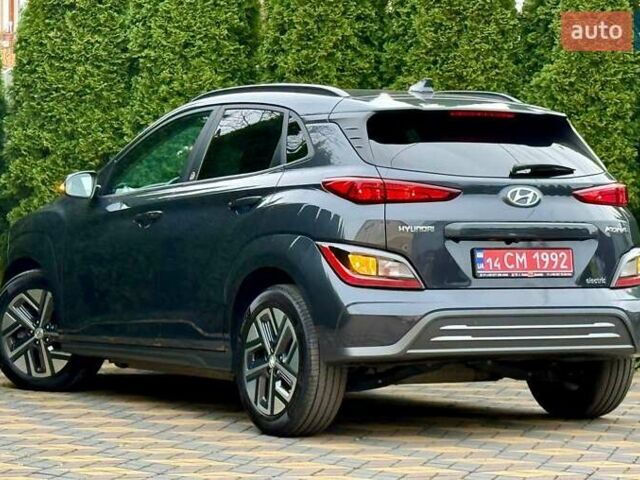 Серый Хендай Kona, объемом двигателя 0 л и пробегом 52 тыс. км за 17200 $, фото 10 на Automoto.ua