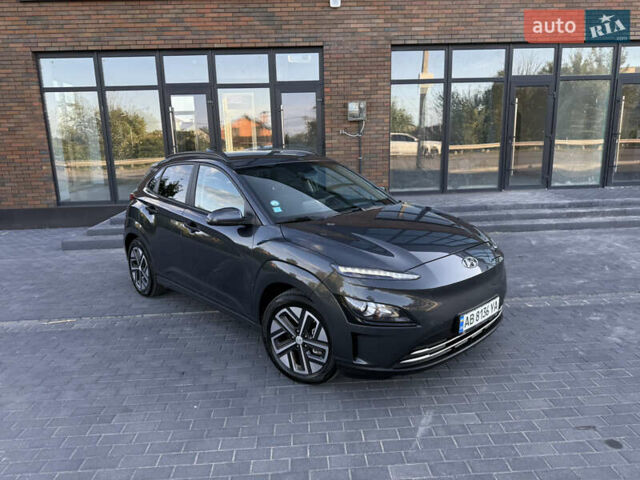 Серый Хендай Kona, объемом двигателя 0 л и пробегом 43 тыс. км за 17500 $, фото 7 на Automoto.ua