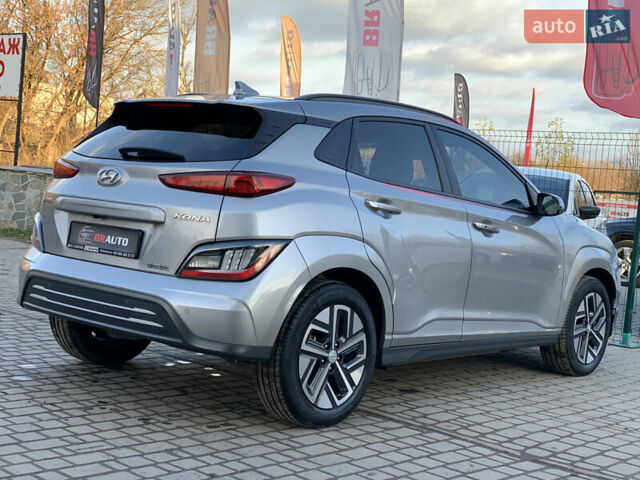 Серый Хендай Kona, объемом двигателя 0 л и пробегом 35 тыс. км за 17999 $, фото 14 на Automoto.ua