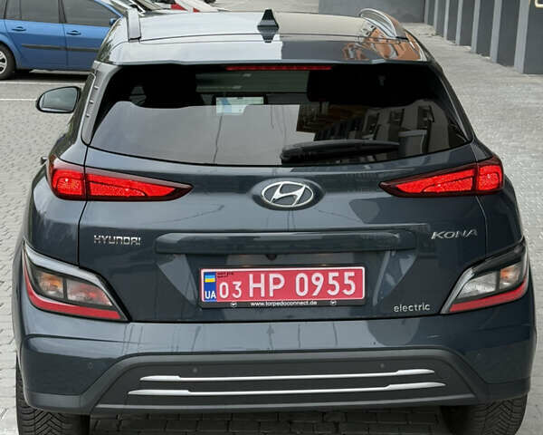 Серый Хендай Kona, объемом двигателя 0 л и пробегом 53 тыс. км за 17400 $, фото 36 на Automoto.ua