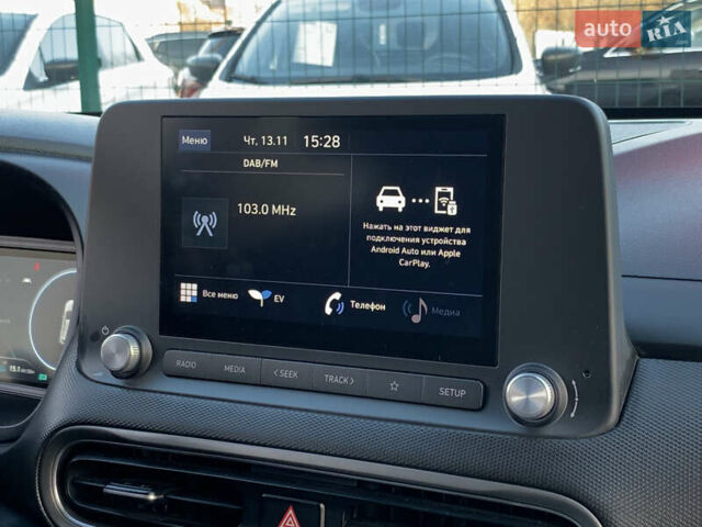 Серый Хендай Kona, объемом двигателя 0 л и пробегом 35 тыс. км за 17999 $, фото 44 на Automoto.ua