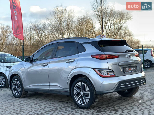 Серый Хендай Kona, объемом двигателя 0 л и пробегом 35 тыс. км за 17999 $, фото 18 на Automoto.ua