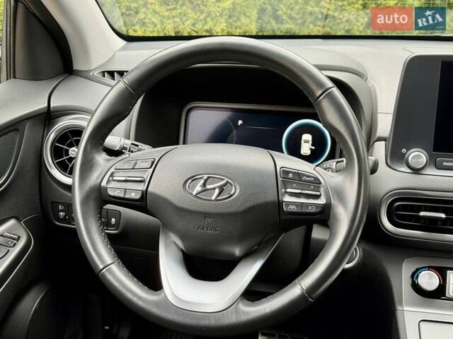 Серый Хендай Kona, объемом двигателя 0 л и пробегом 24 тыс. км за 16800 $, фото 25 на Automoto.ua