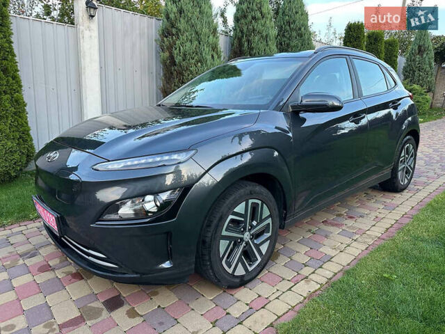 Сірий Хендай Kona, об'ємом двигуна 0 л та пробігом 66 тис. км за 16000 $, фото 1 на Automoto.ua