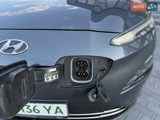 Серый Хендай Kona, объемом двигателя 0 л и пробегом 43 тыс. км за 17500 $, фото 29 на Automoto.ua