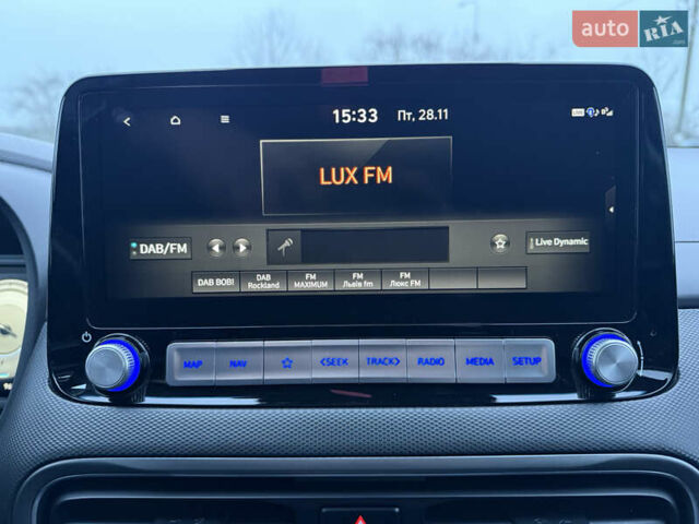 Серый Хендай Kona, объемом двигателя 0 л и пробегом 97 тыс. км за 16600 $, фото 18 на Automoto.ua