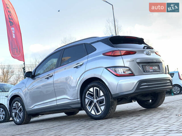 Серый Хендай Kona, объемом двигателя 0 л и пробегом 35 тыс. км за 17999 $, фото 19 на Automoto.ua