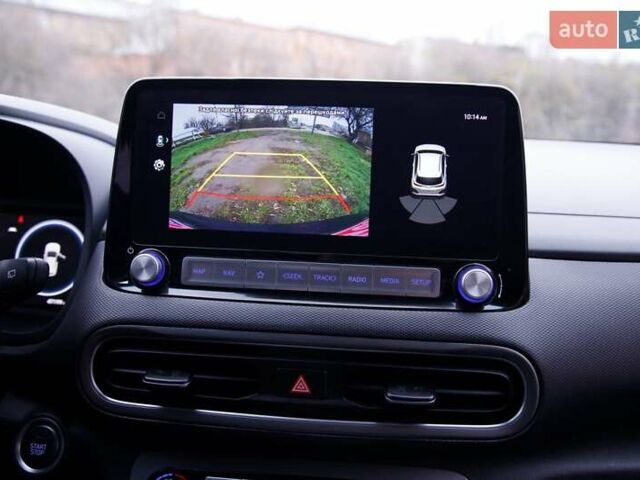 Серый Хендай Kona, объемом двигателя 0 л и пробегом 47 тыс. км за 17950 $, фото 57 на Automoto.ua