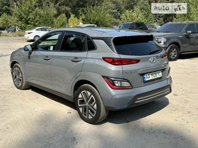 Серый Хендай Kona, объемом двигателя 0 л и пробегом 20 тыс. км за 19900 $, фото 4 на Automoto.ua