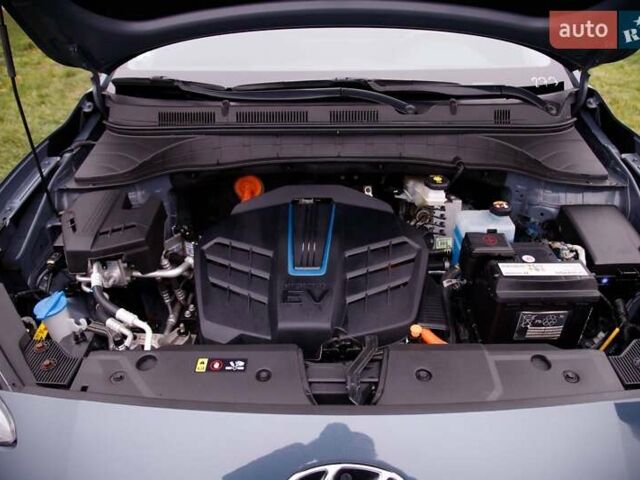 Серый Хендай Kona, объемом двигателя 0 л и пробегом 47 тыс. км за 17950 $, фото 26 на Automoto.ua