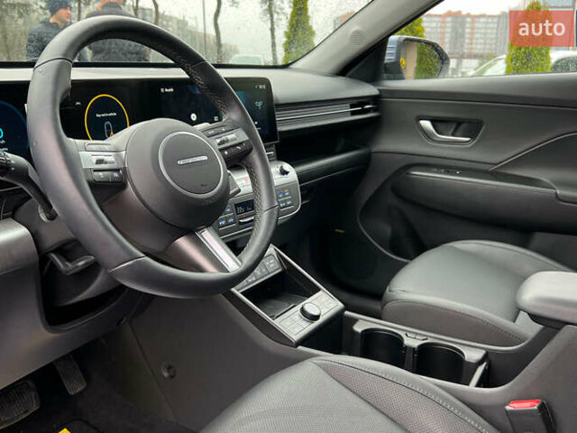 Сірий Хендай Kona, об'ємом двигуна 0 л та пробігом 3 тис. км за 27500 $, фото 9 на Automoto.ua