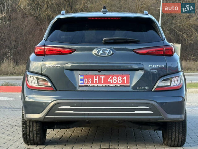 Сірий Хендай Kona, об'ємом двигуна 0 л та пробігом 63 тис. км за 22999 $, фото 7 на Automoto.ua