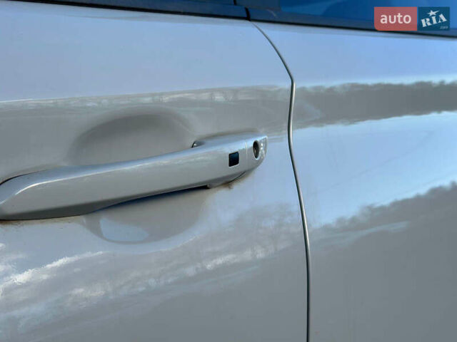 Сірий Хендай Kona, об'ємом двигуна 0 л та пробігом 25 тис. км за 21200 $, фото 6 на Automoto.ua