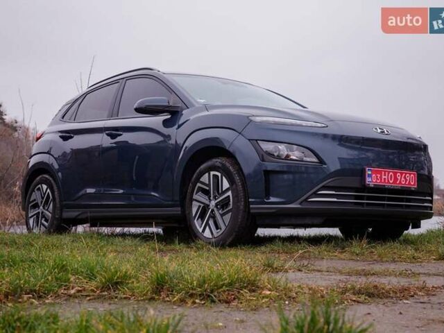 Серый Хендай Kona, объемом двигателя 0 л и пробегом 47 тыс. км за 17950 $, фото 3 на Automoto.ua