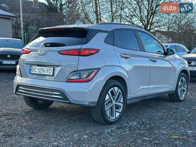 Сірий Хендай Kona, об'ємом двигуна 0 л та пробігом 25 тис. км за 21200 $, фото 3 на Automoto.ua