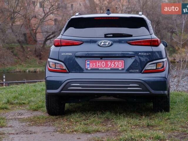 Серый Хендай Kona, объемом двигателя 0 л и пробегом 47 тыс. км за 17950 $, фото 24 на Automoto.ua