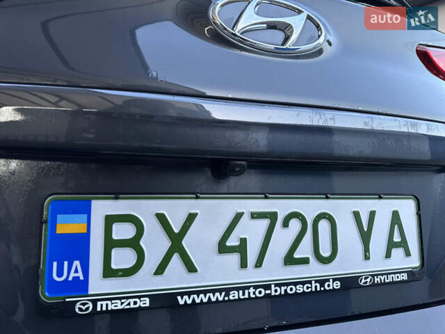 Сірий Хендай Kona, об'ємом двигуна 0 л та пробігом 38 тис. км за 20800 $, фото 11 на Automoto.ua