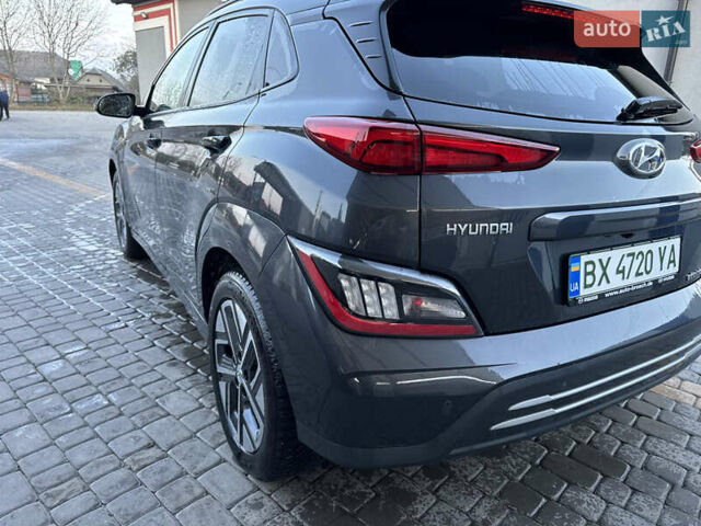 Сірий Хендай Kona, об'ємом двигуна 0 л та пробігом 38 тис. км за 20800 $, фото 5 на Automoto.ua