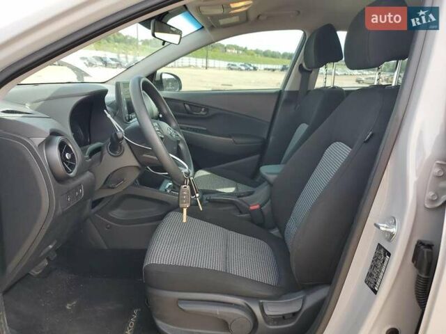 Хендай Kona 2023 у Дніпро (Дніпропетровську) на Automoto.ua Сірий Хендай Kona, об'ємом двигуна 2 л та пробігом 48 тис. км за 6600 $, фото 6 на Automoto.ua