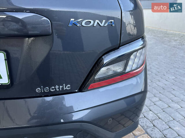 Сірий Хендай Kona, об'ємом двигуна 0 л та пробігом 38 тис. км за 20800 $, фото 10 на Automoto.ua