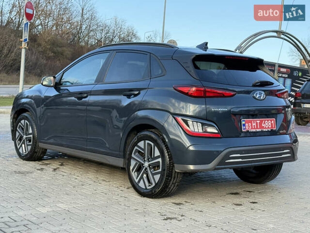 Сірий Хендай Kona, об'ємом двигуна 0 л та пробігом 63 тис. км за 22999 $, фото 1 на Automoto.ua