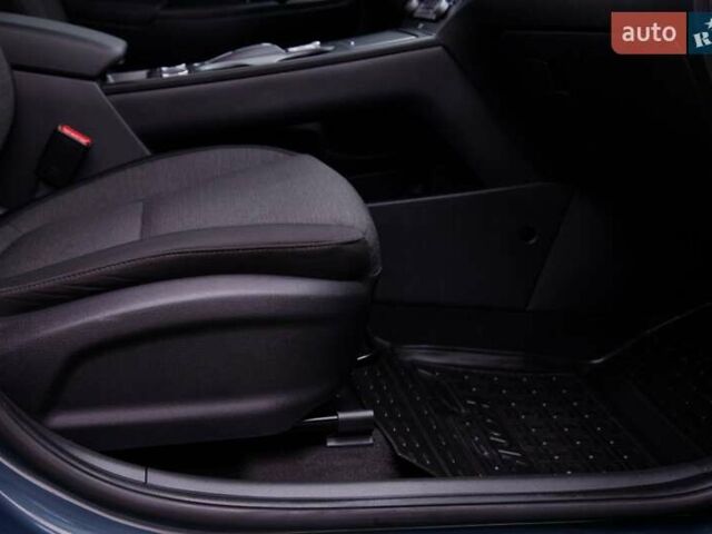 Серый Хендай Kona, объемом двигателя 0 л и пробегом 47 тыс. км за 17950 $, фото 68 на Automoto.ua