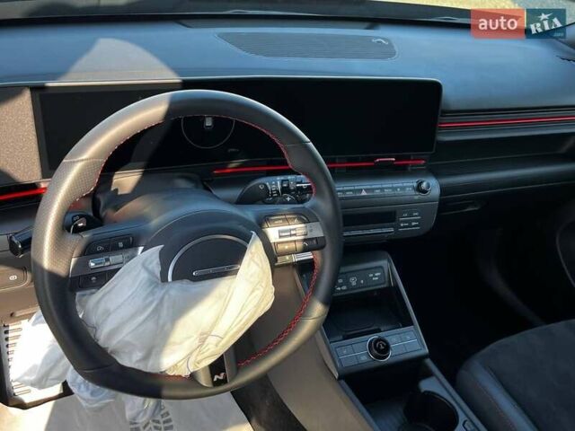 Серый Хендай Kona, объемом двигателя 1.58 л и пробегом 4 тыс. км за 15500 $, фото 10 на Automoto.ua