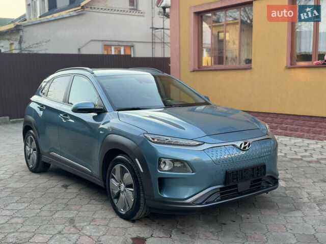 Синій Хендай Kona, об'ємом двигуна 0 л та пробігом 63 тис. км за 15999 $, фото 3 на Automoto.ua