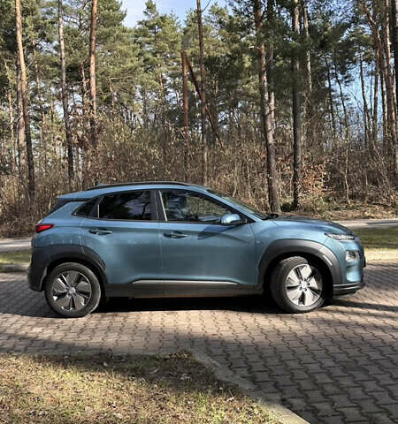 Синій Хендай Kona, об'ємом двигуна 0 л та пробігом 97 тис. км за 19700 $, фото 3 на Automoto.ua